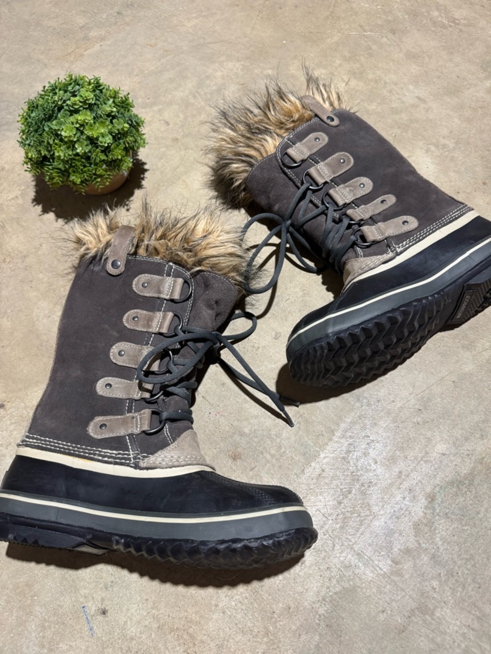 Sorel Joan of Arctic Waterproof Winter Snow Boots Women Size 7 Leather Faux Fur